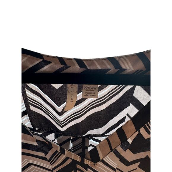 Cato Black/tan Chevron Print Tunic Plus Size Stylish Women's Top Size 22/24W - Picture 3 of 8